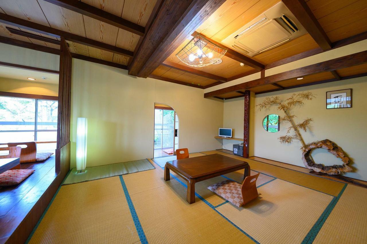 Hotel Kazeno Sanso Yamashiro Yufu Exterior foto