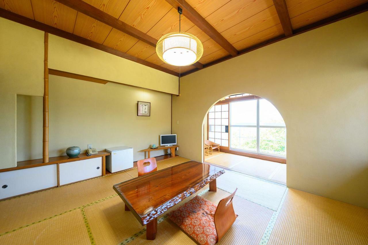 Hotel Kazeno Sanso Yamashiro Yufu Exterior foto