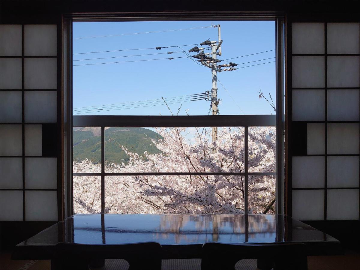 Hotel Kazeno Sanso Yamashiro Yufu Exterior foto
